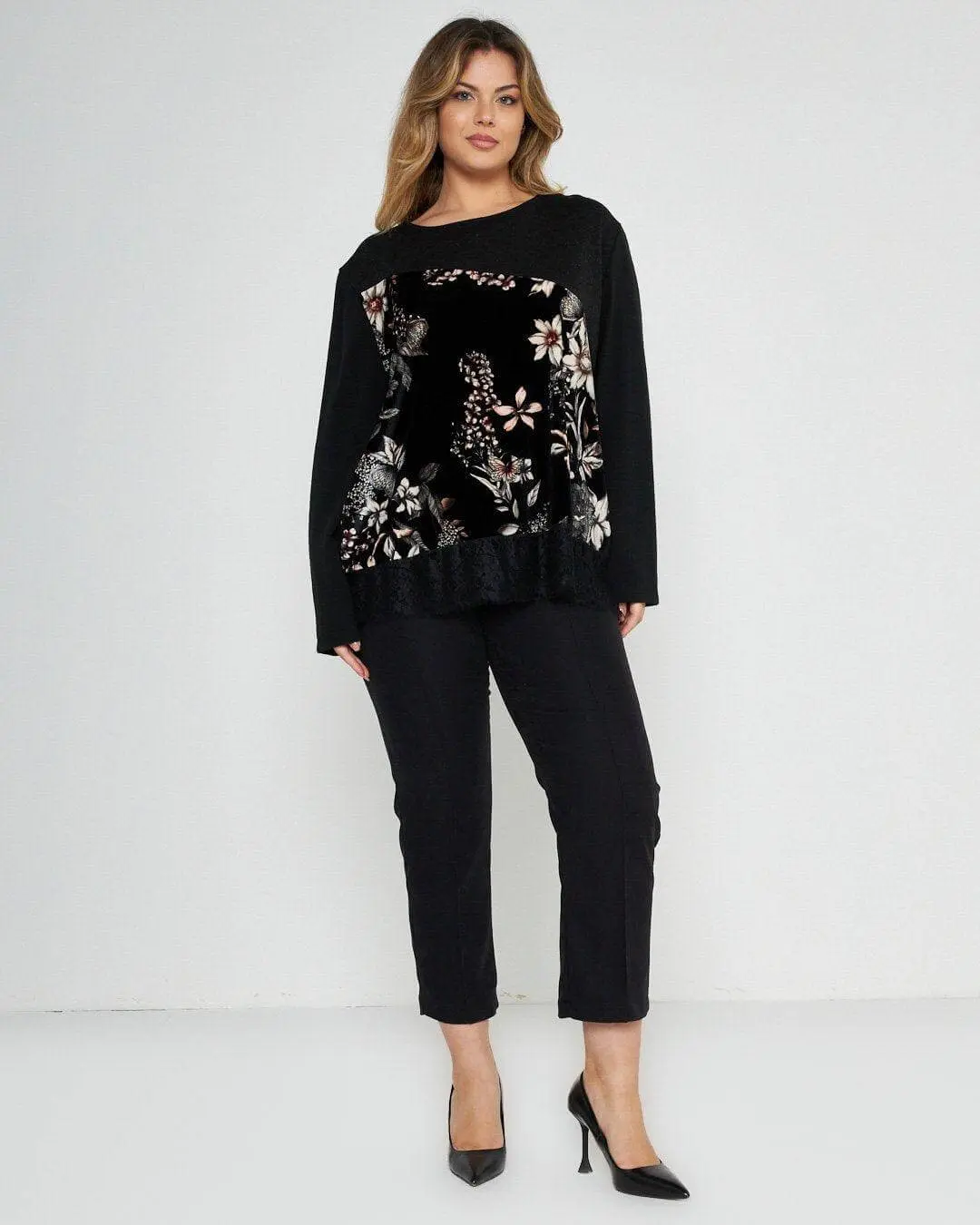 Maglia in fantasia con pizzo NERO - Image 3