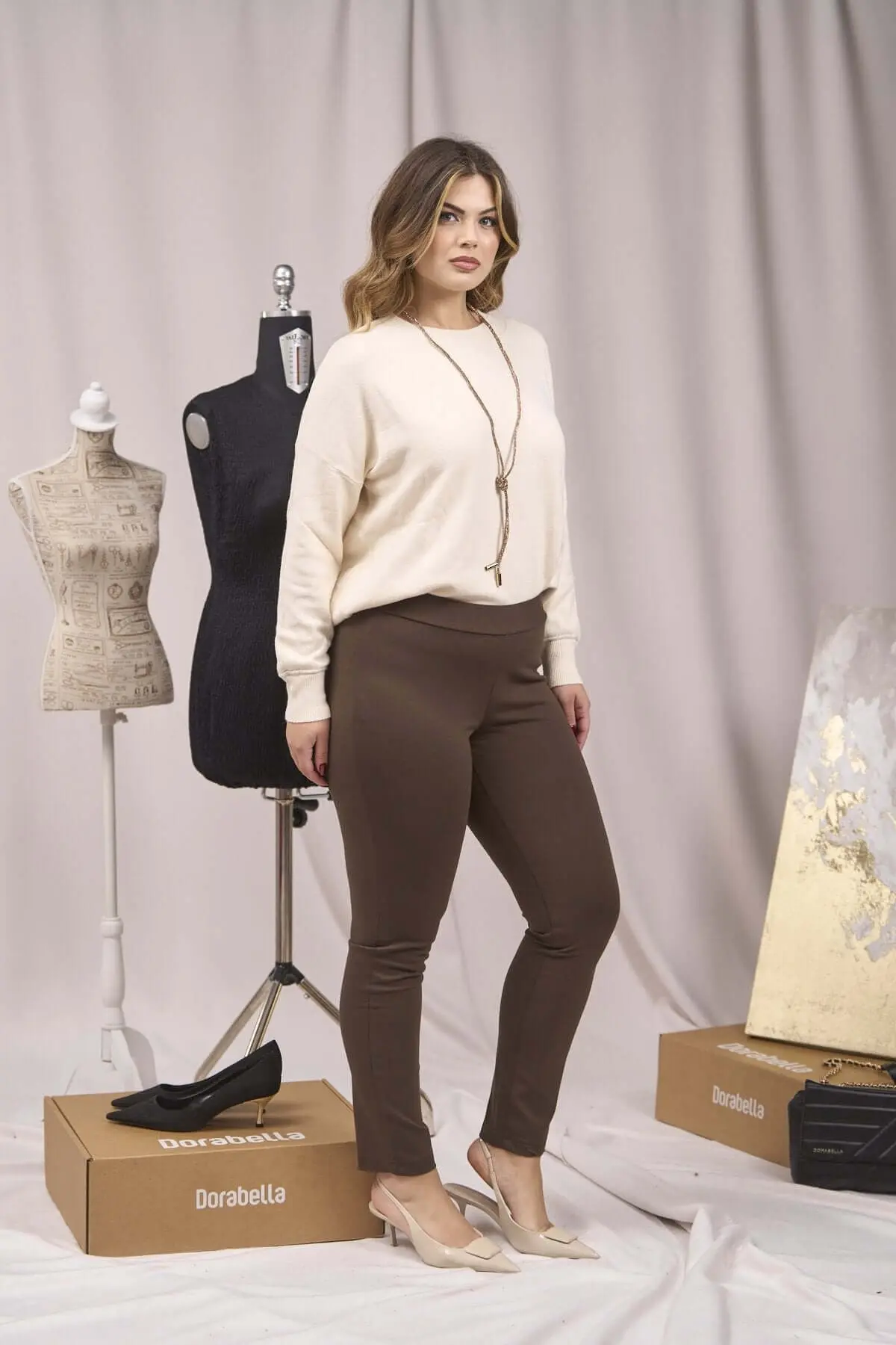 Pantaloni con bustino e vita elastica MORO - Image 3