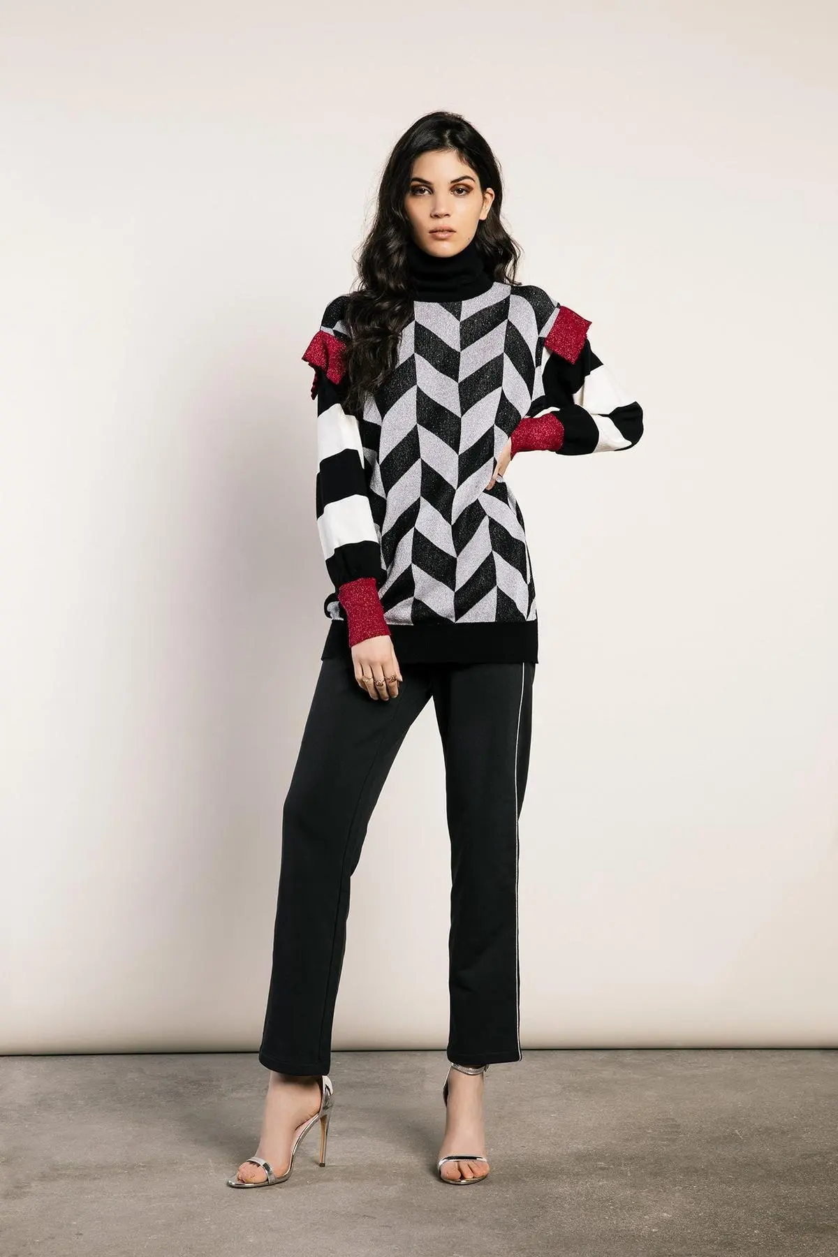 Pantalone con righe laterali NERO