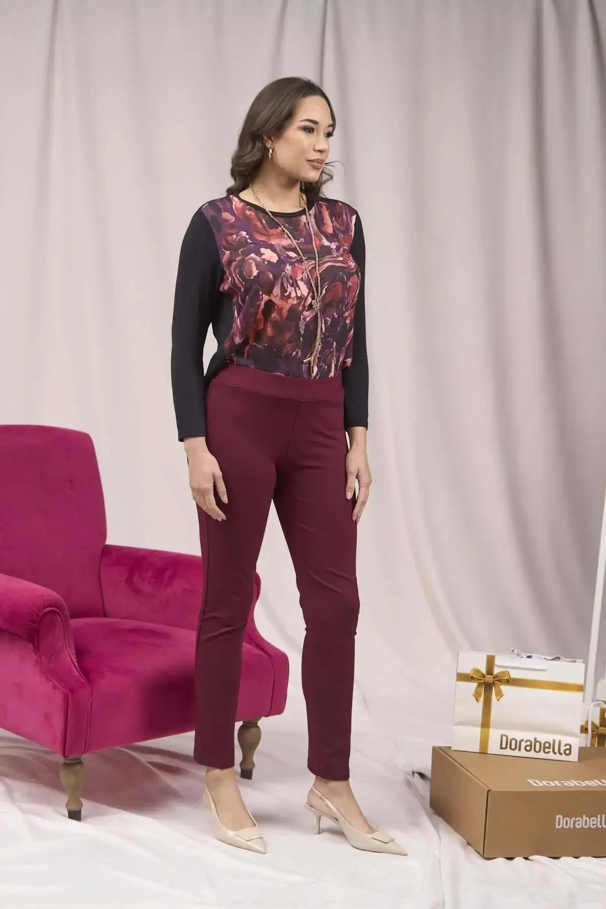 Pantalone slim viscosa con carré posteriore BORDEAUX - Image 3