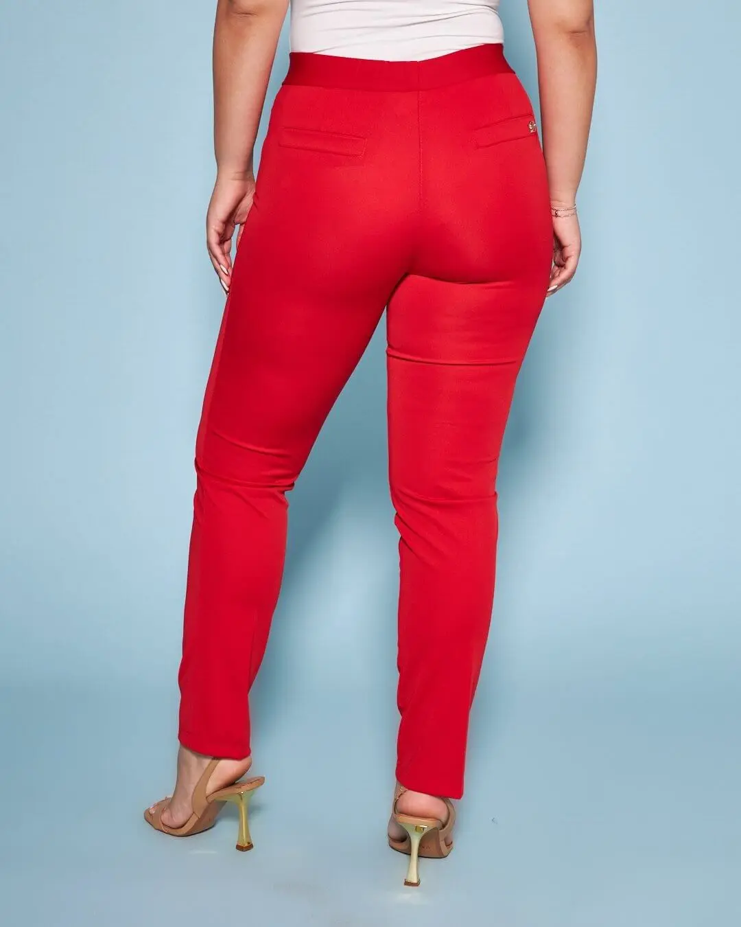 Pantalone basic con frisi posteriori ROSSO - Image 4