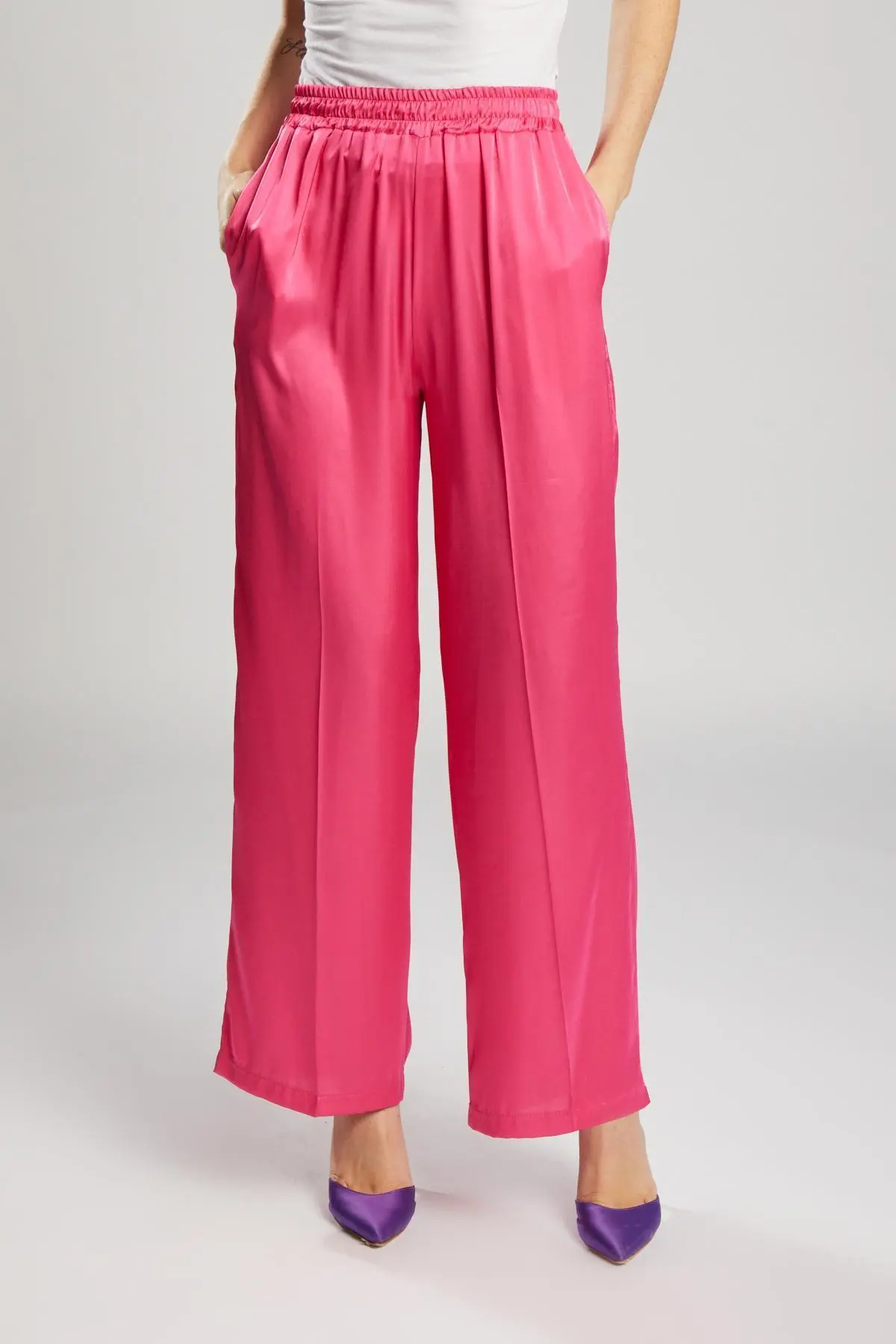 Pantaloni satinati con tasche ROSA - Image 3