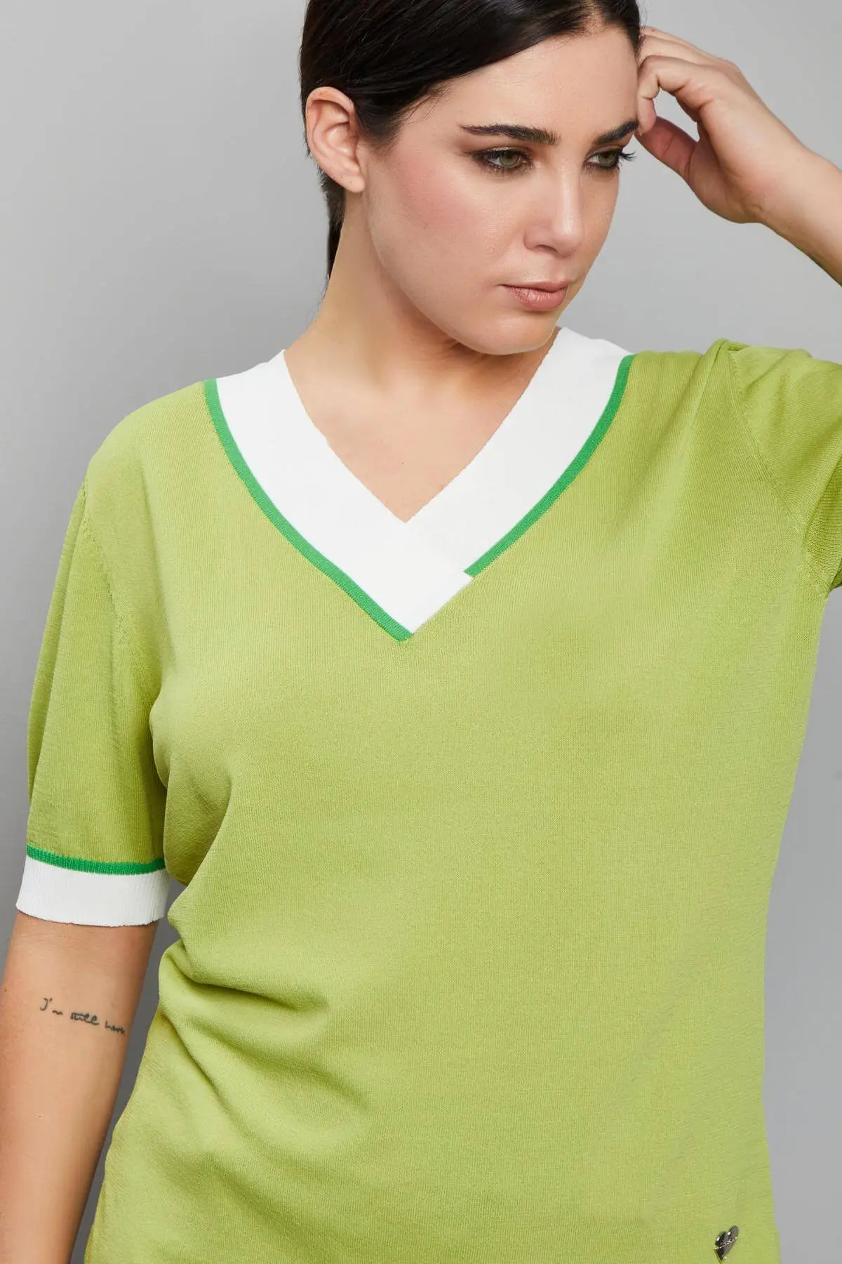 Maglia scollo V PISTACCHIO - Image 4
