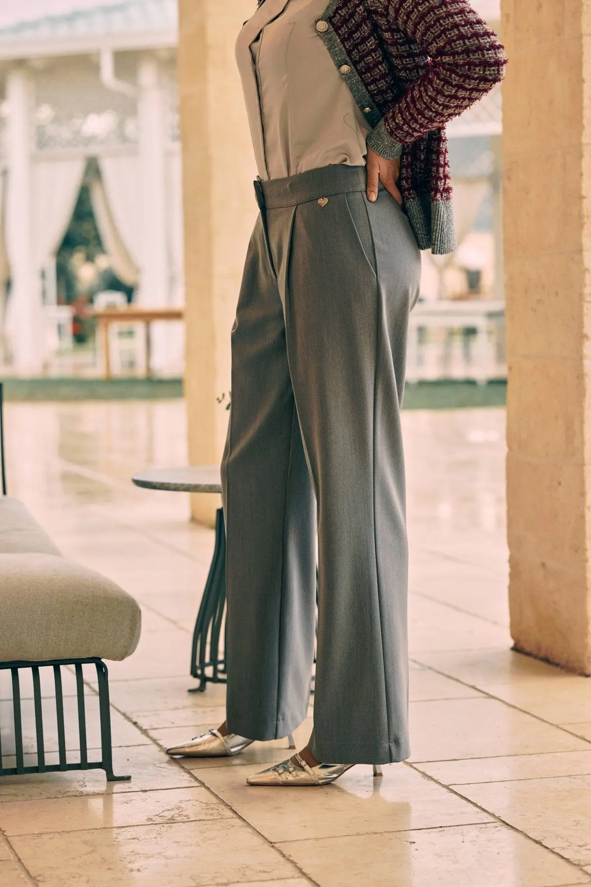 Pantalone a palazzo con pinces GRIGIO - Image 6