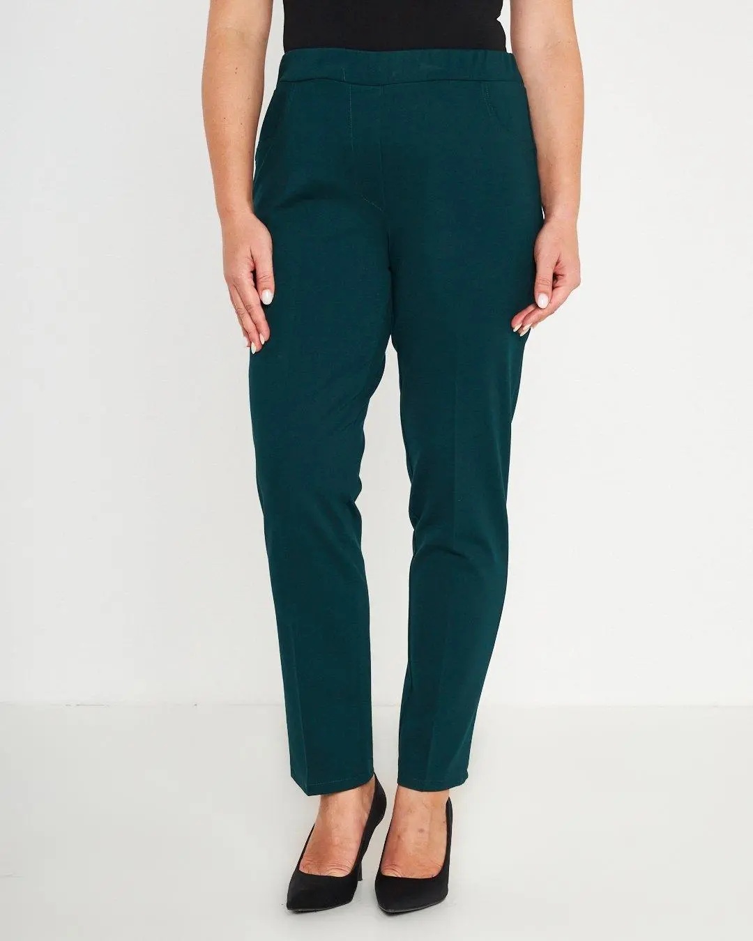Pantaloni slim fit con vita elastica e dettaglio frontale di piega di stiro VERDE