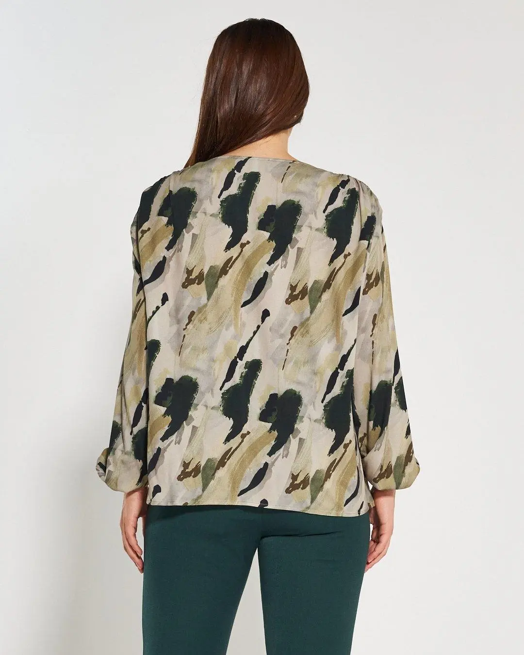 Blusa fantasia astratta VERDE BOSCO - Image 4