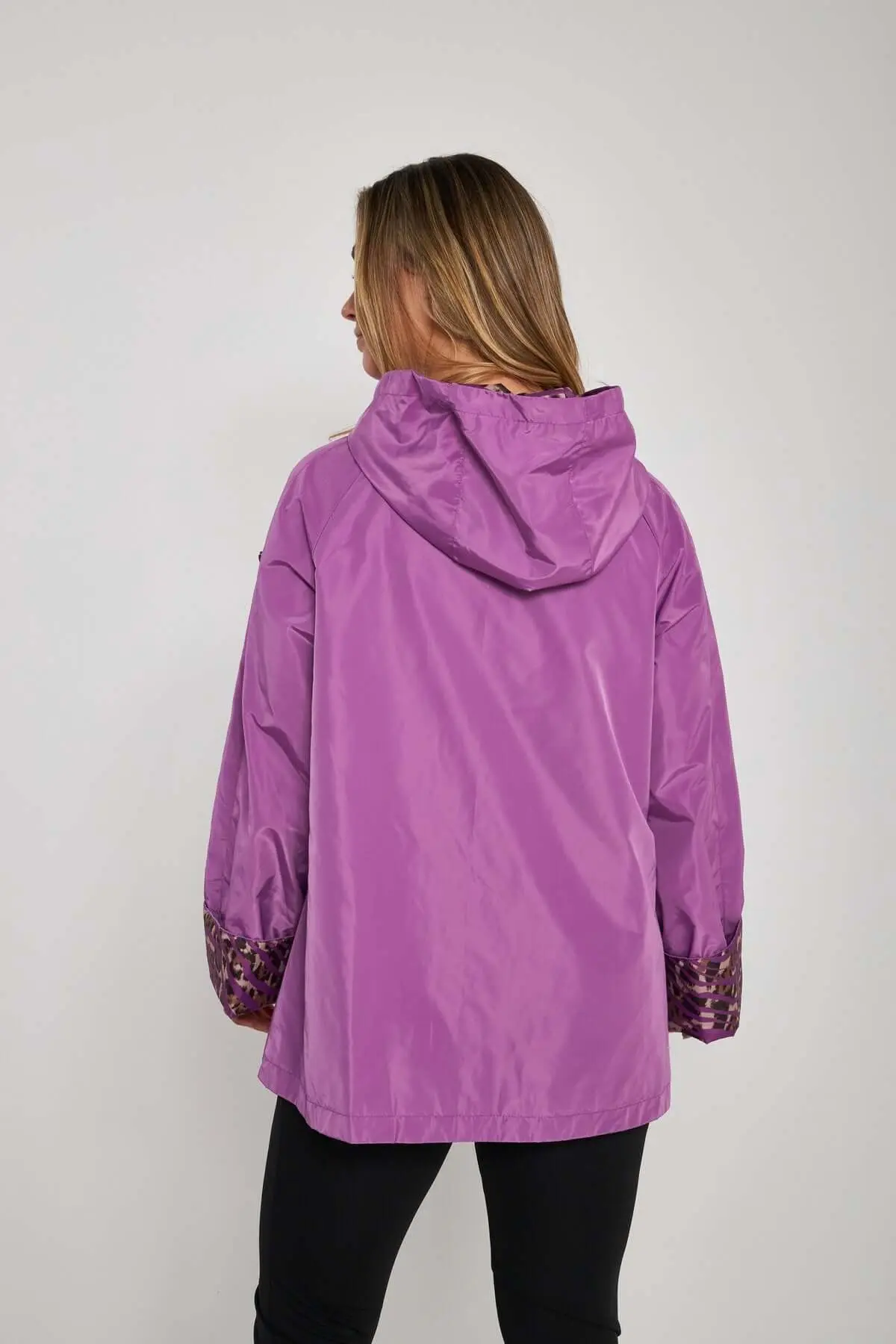 Giubbino in nylon con cappuccio e fodera fantasia ORCHIDEA - Image 9