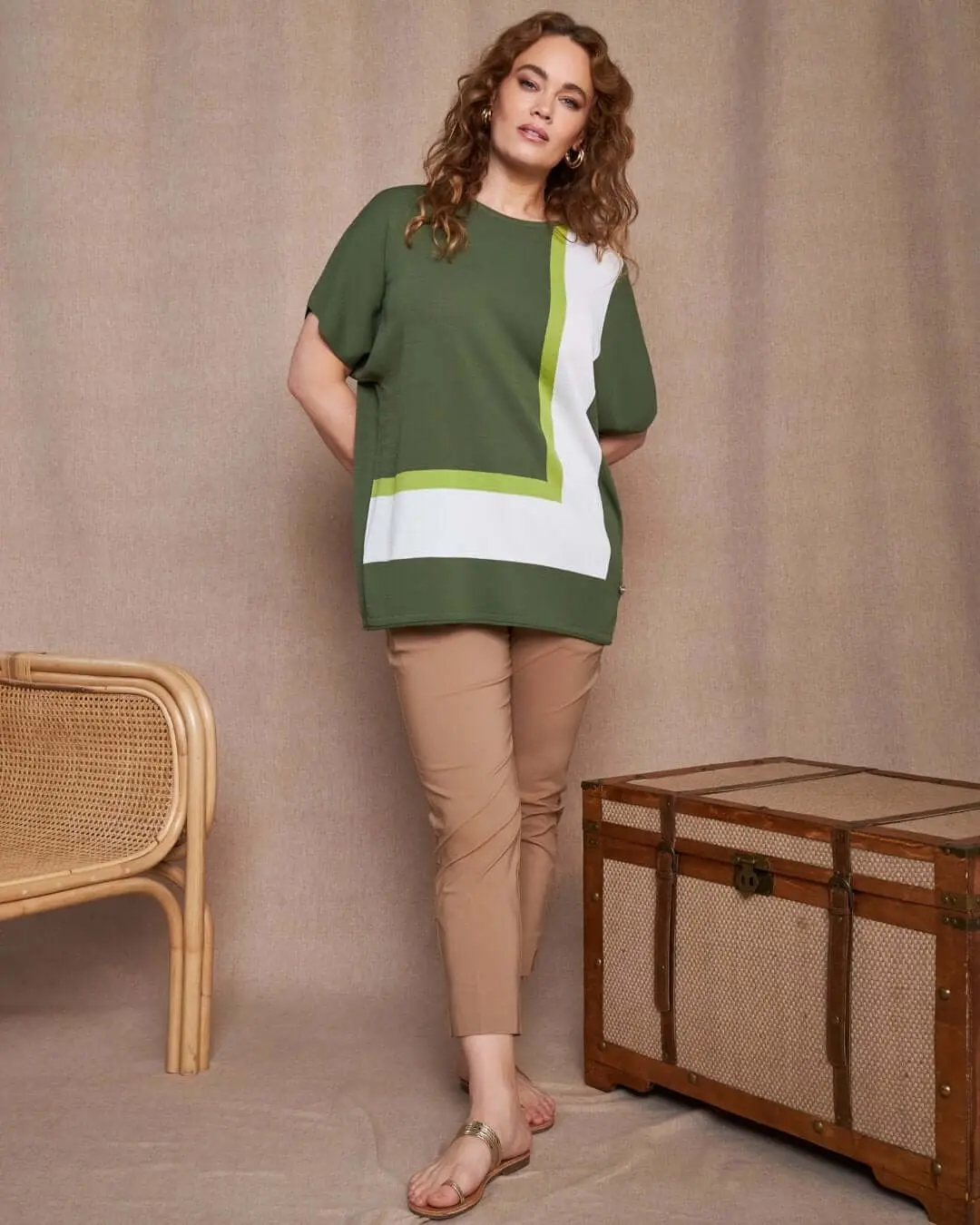 Maglia girocollo in filato di misto viscosa con motivo a righe color-block VERDE MILITARE - Image 3