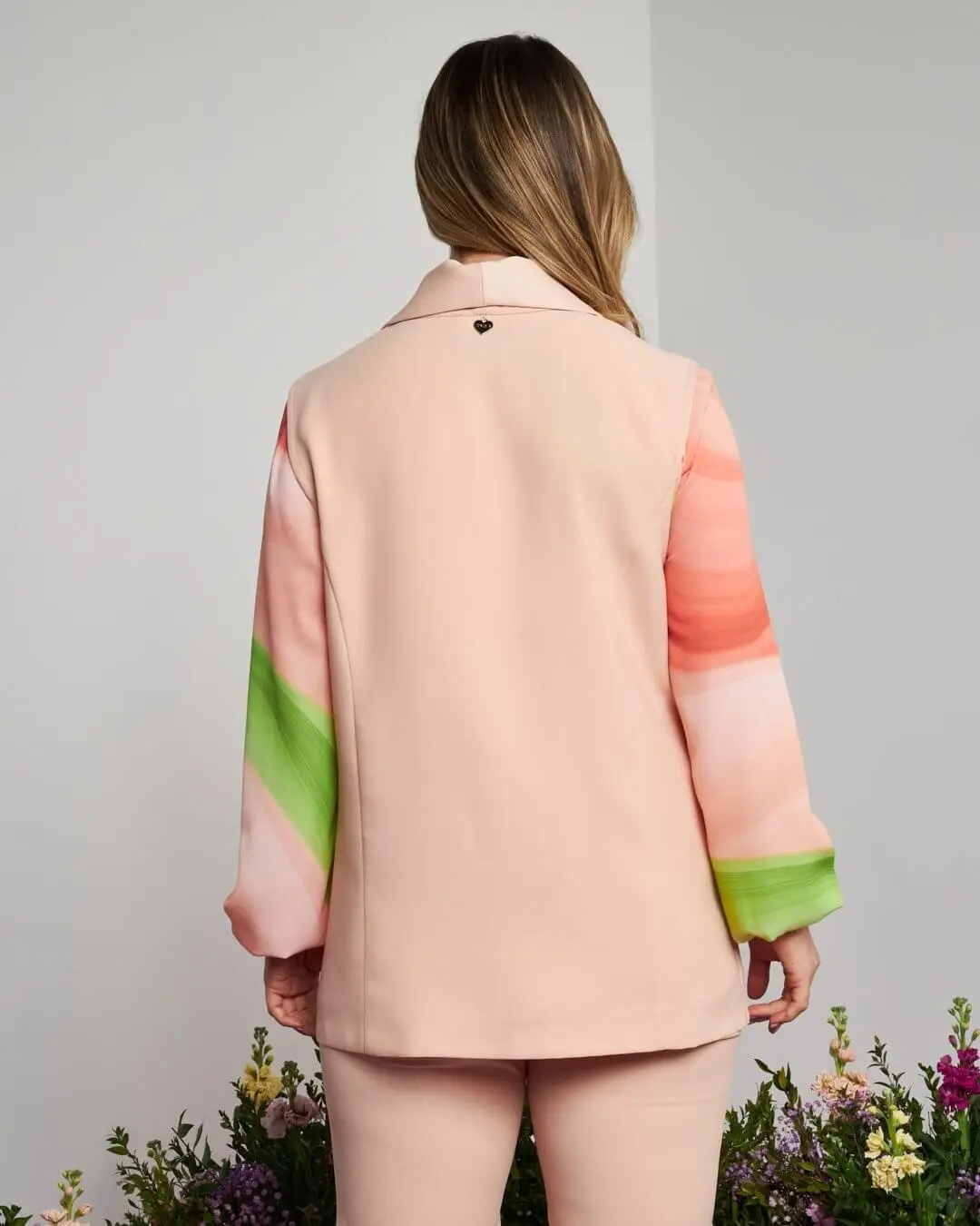 Gilet in crêpe tinta unita con collo sciallato CIPRIA - Image 3