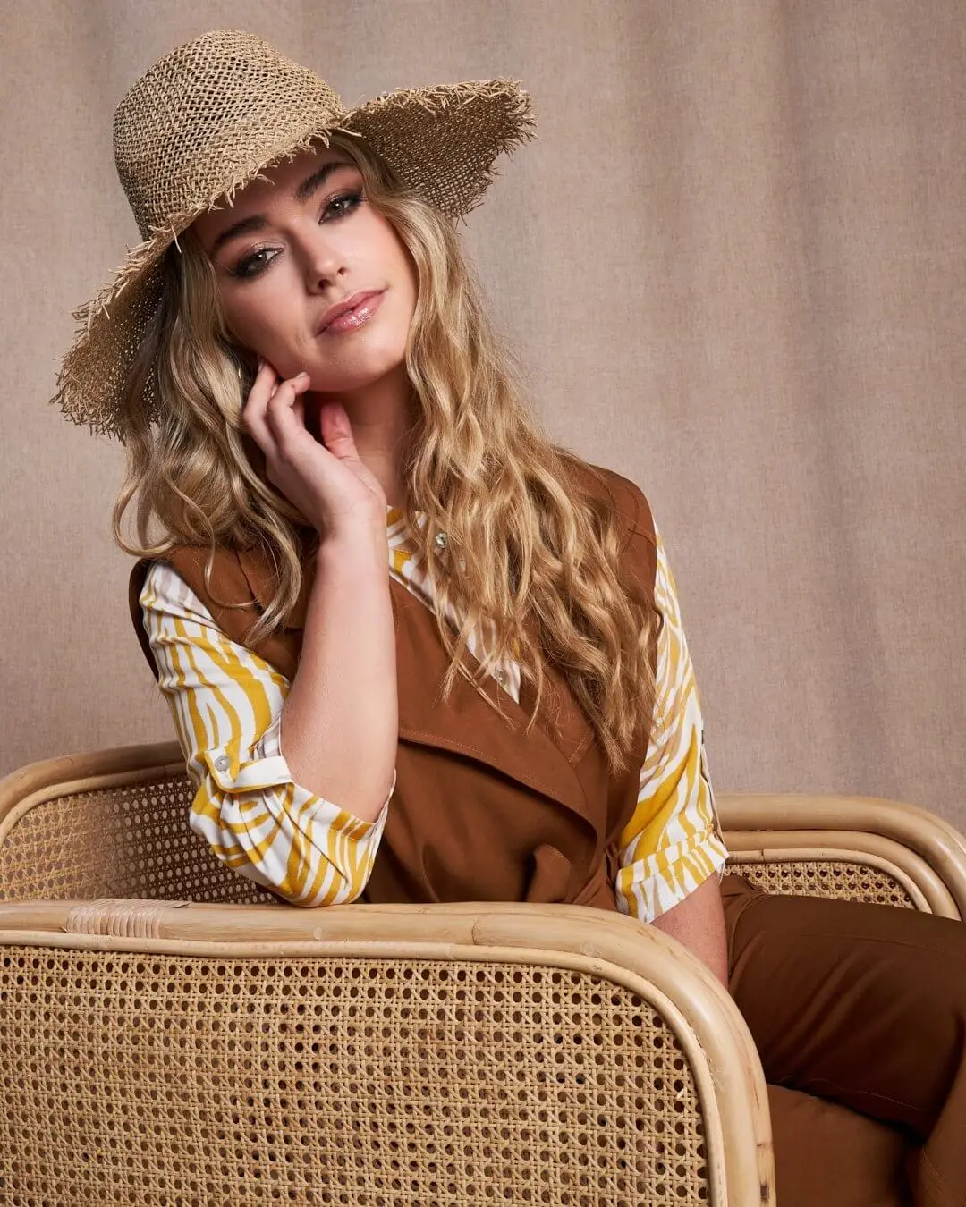 Gilet in twill di misto viscosa con collo con revers e cintura in vita MORO - Image 4