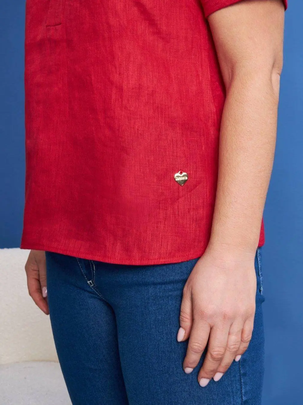 Polo scollo a V in lino con retro e maniche in jersey RED - Image 4