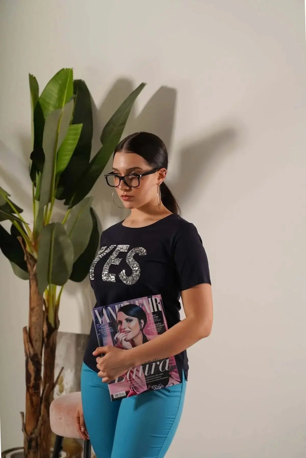 T-shirt girocollo in jersey di cotone elasticizzato con slogan in paillettes BLU - Image 2
