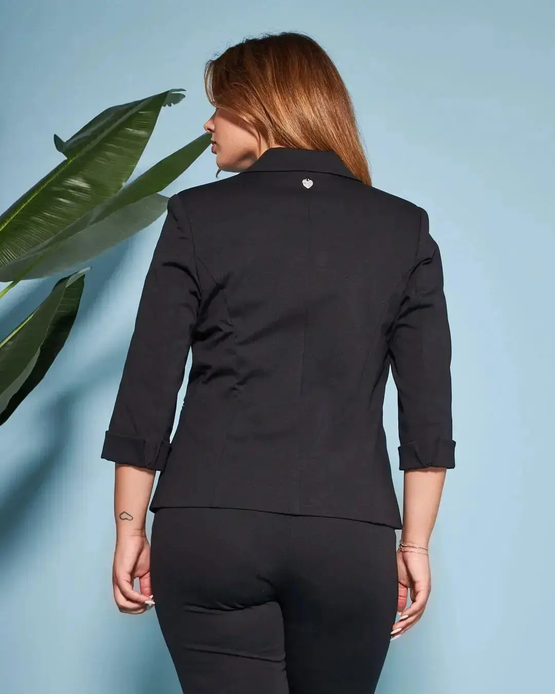 Blazer corto senza revers in jersey punto Milano elasticizzato di misto cotone - Image 17