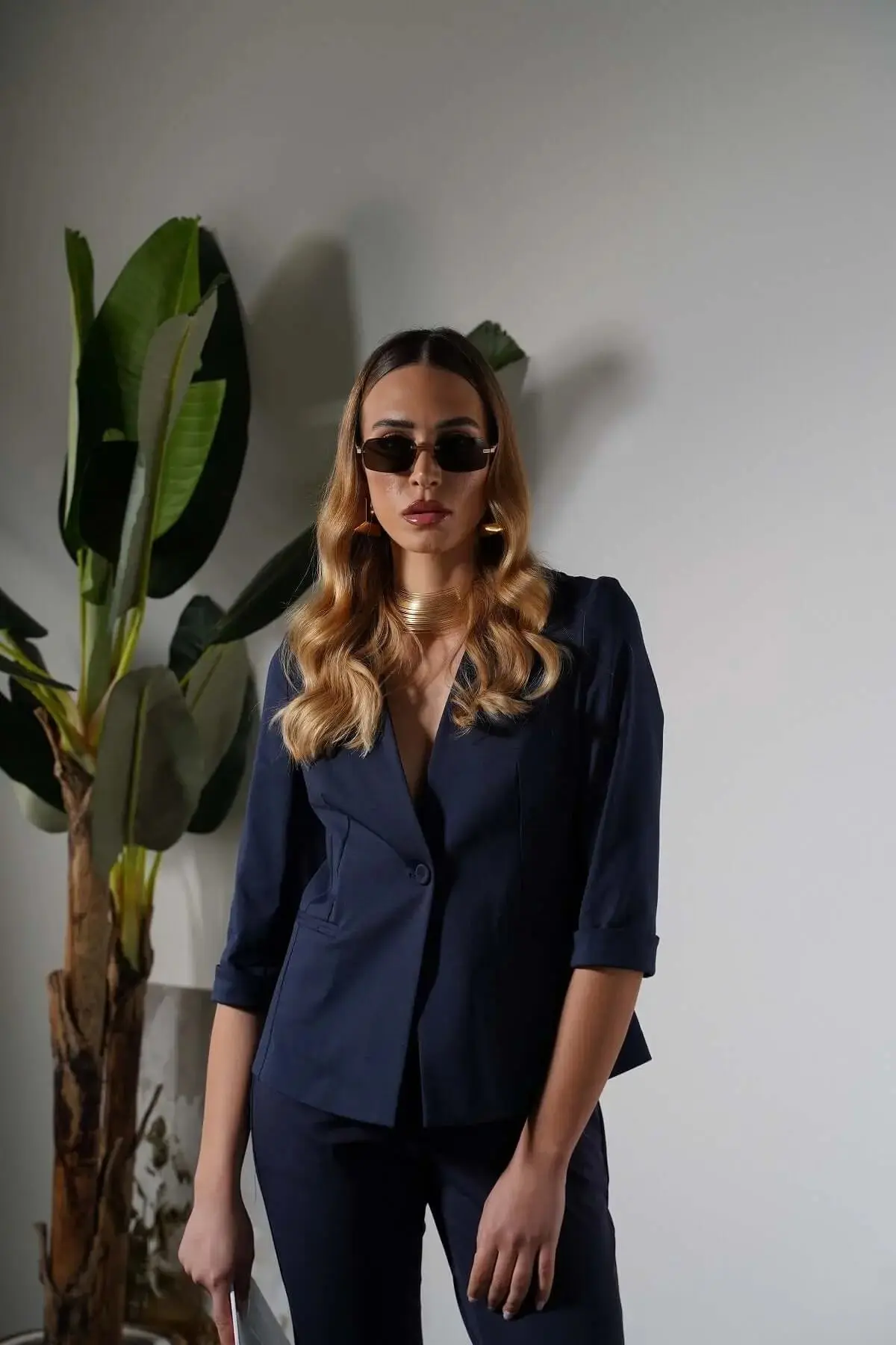 Blazer corto senza revers in jersey punto Milano elasticizzato di misto cotone - Image 3