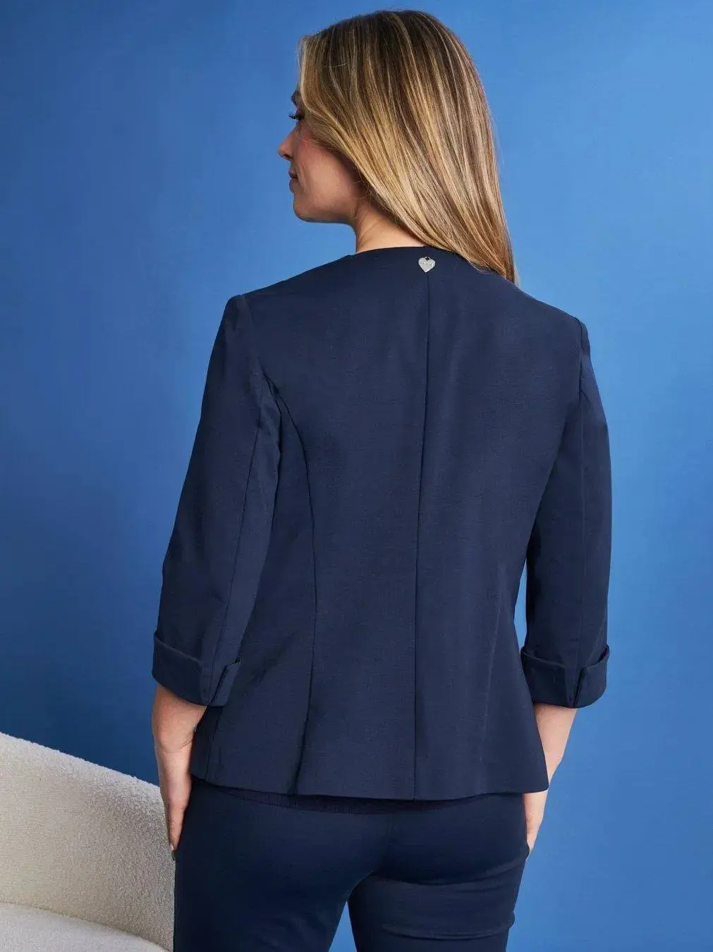 Blazer corto senza revers in jersey punto Milano elasticizzato di misto cotone - Image 8