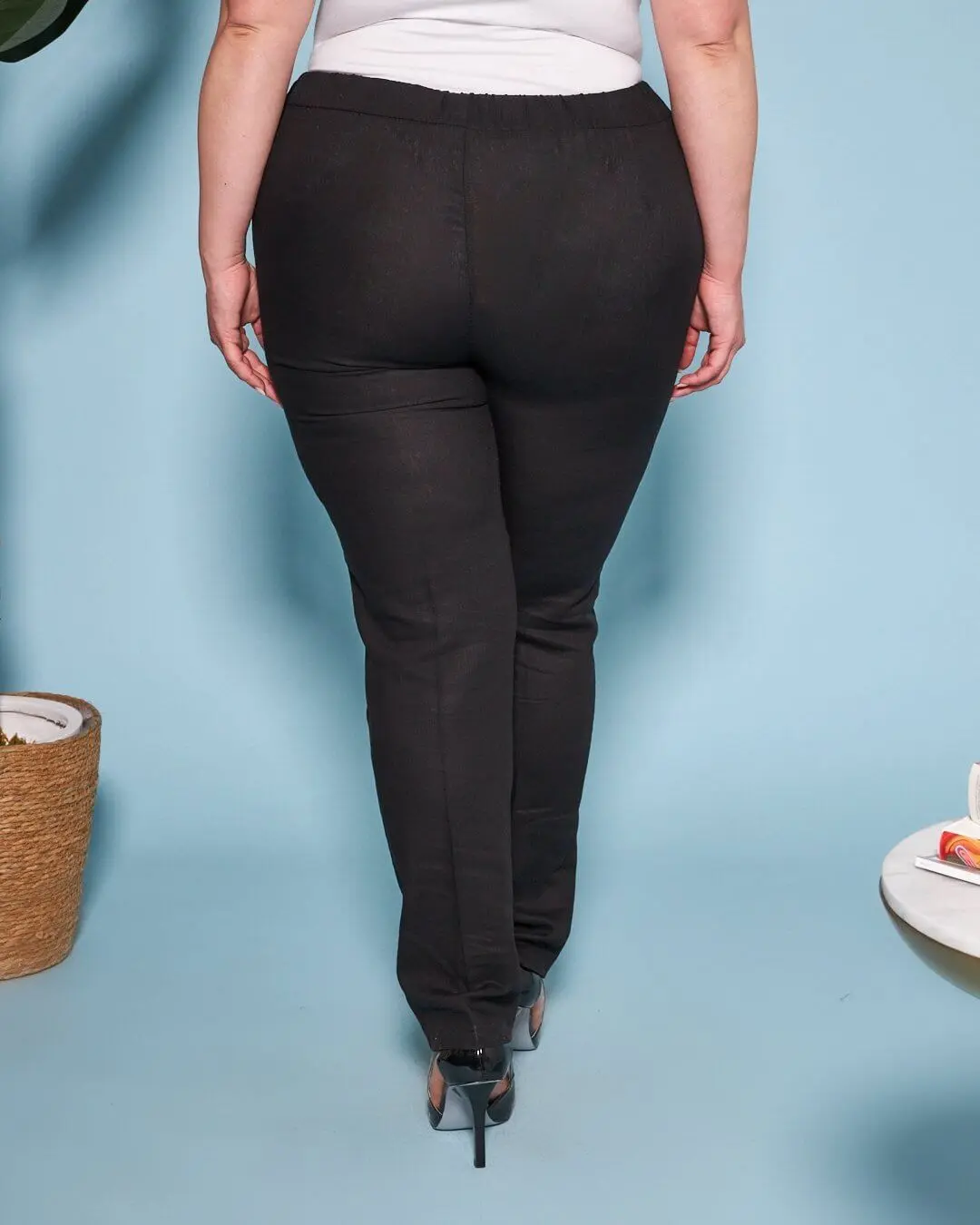 Pantalone in misto lino/viscosa con dettaglio passamaneria NERO - Image 4