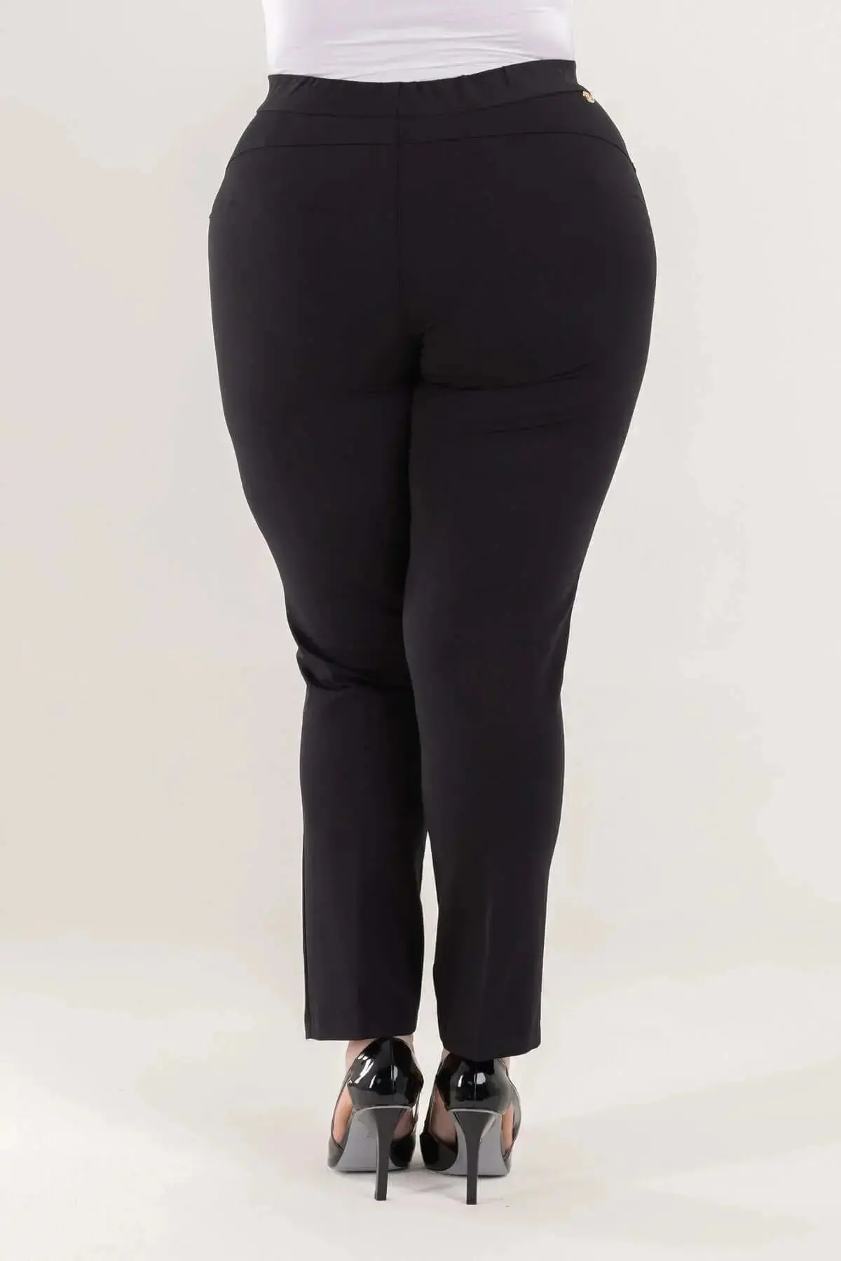 Pantalone skinny in twill di misto cotone elasticizzato tinta unita con tasche - Image 10