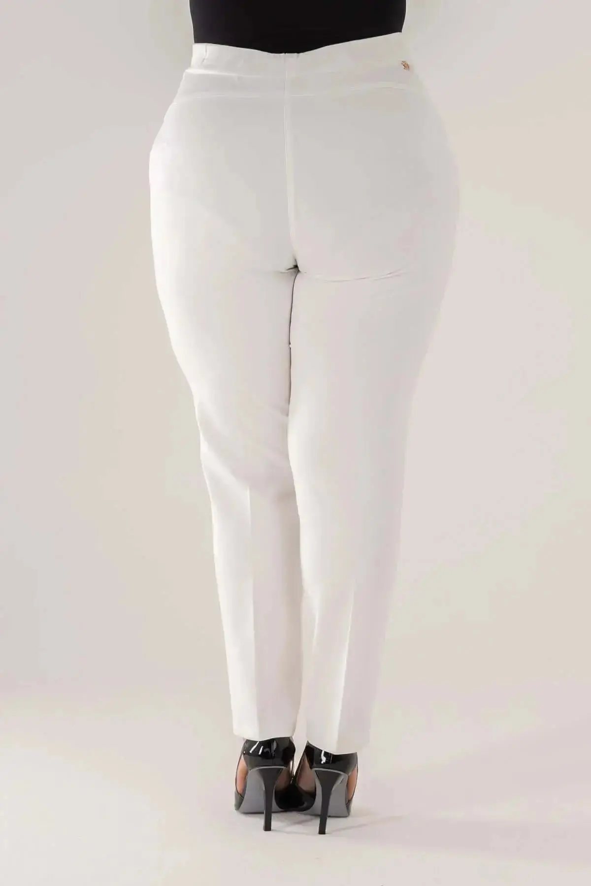 Pantalone skinny in twill di misto cotone elasticizzato tinta unita con tasche - Image 15