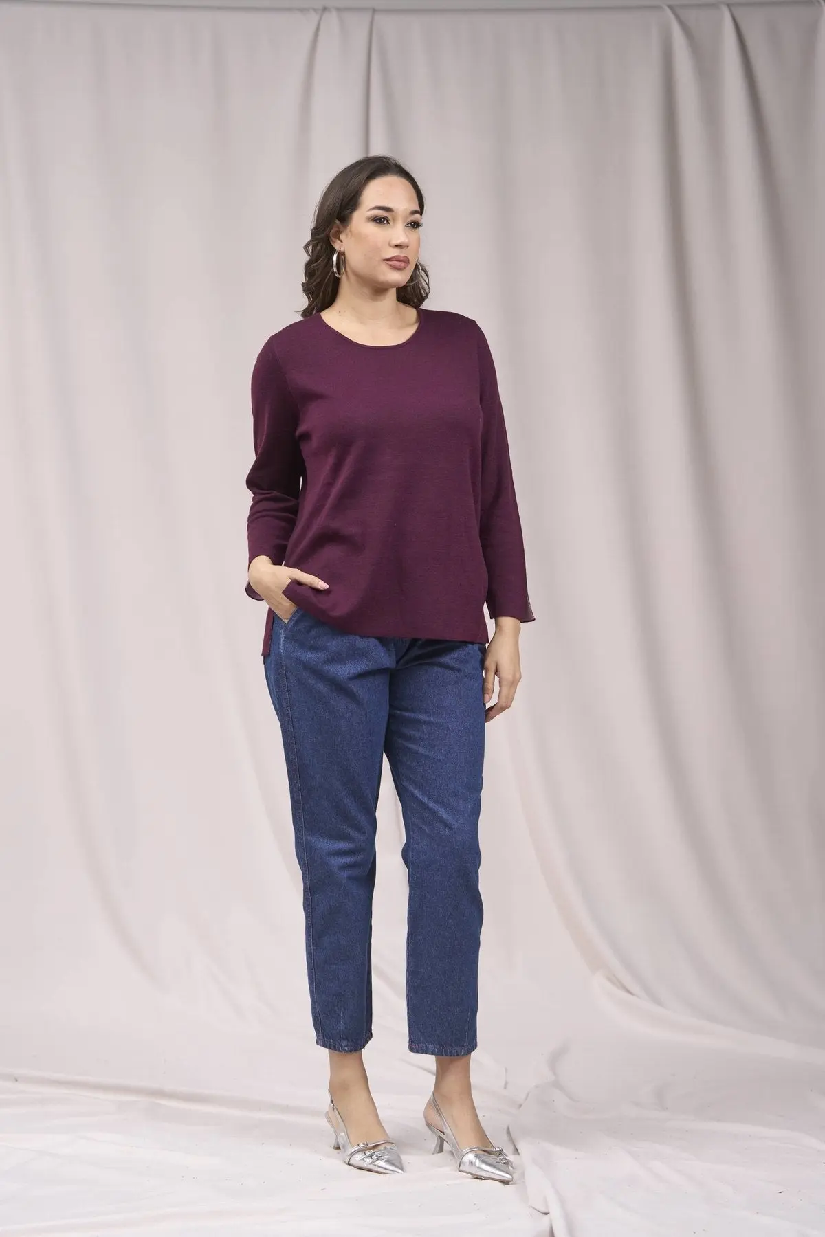 Maglia girocollo bicolor con spacchi VINO - Image 6