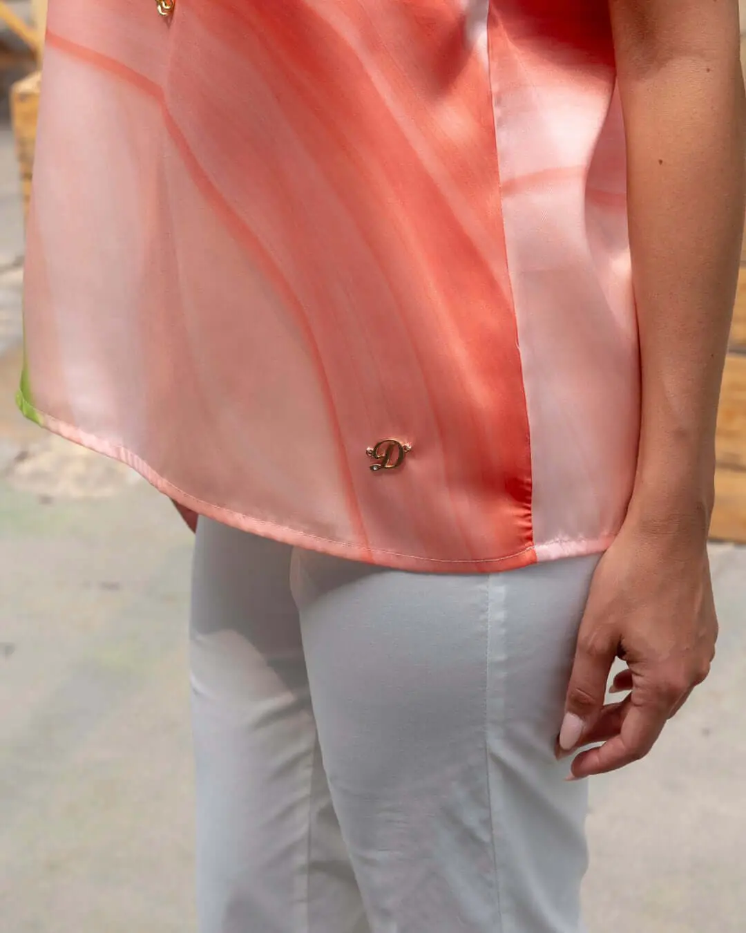 Top smanicato a righe con scollo a V PESCA - Image 2