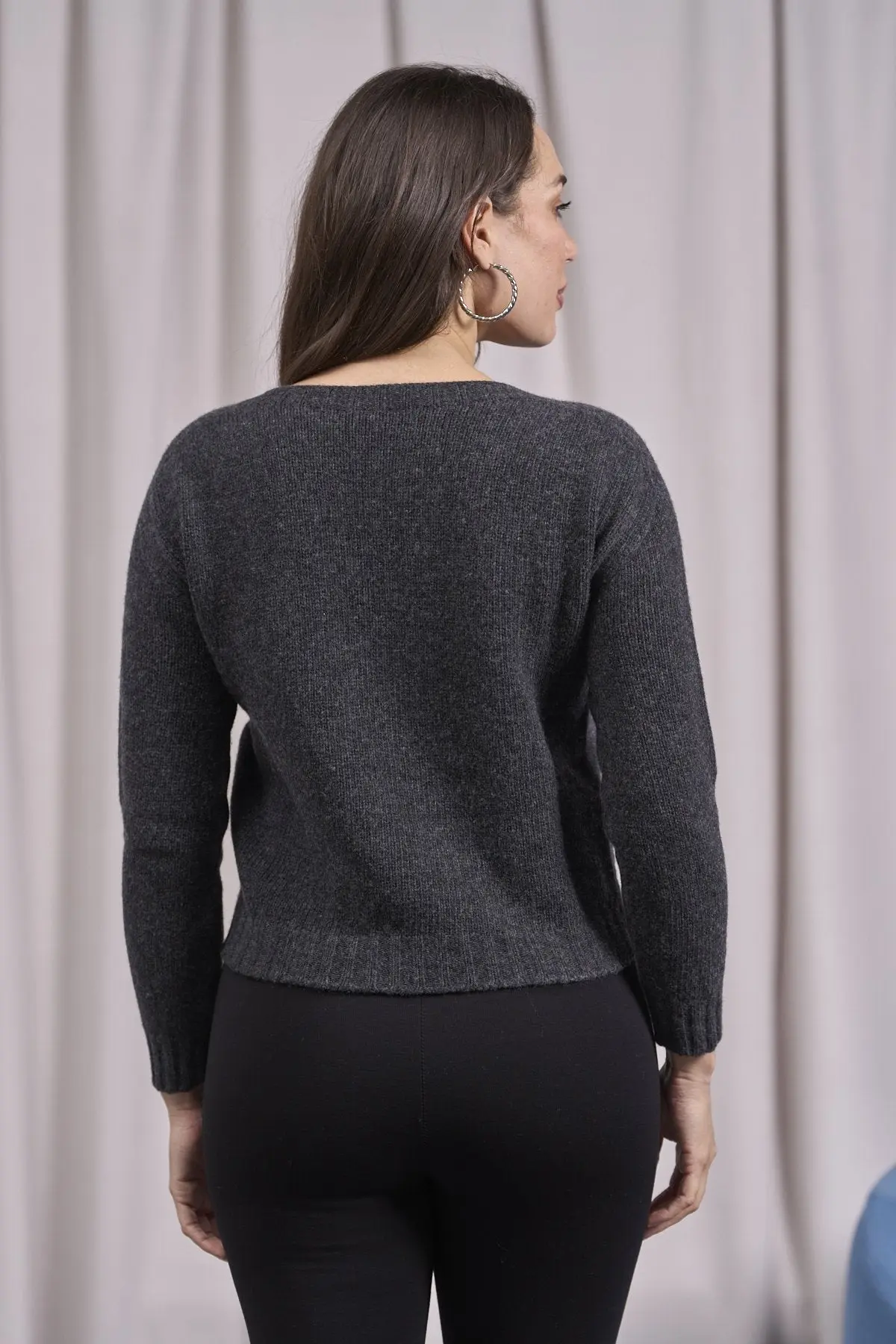 Maglia girocollo con motivo a treccia ondulata ANTRACITE - Image 3