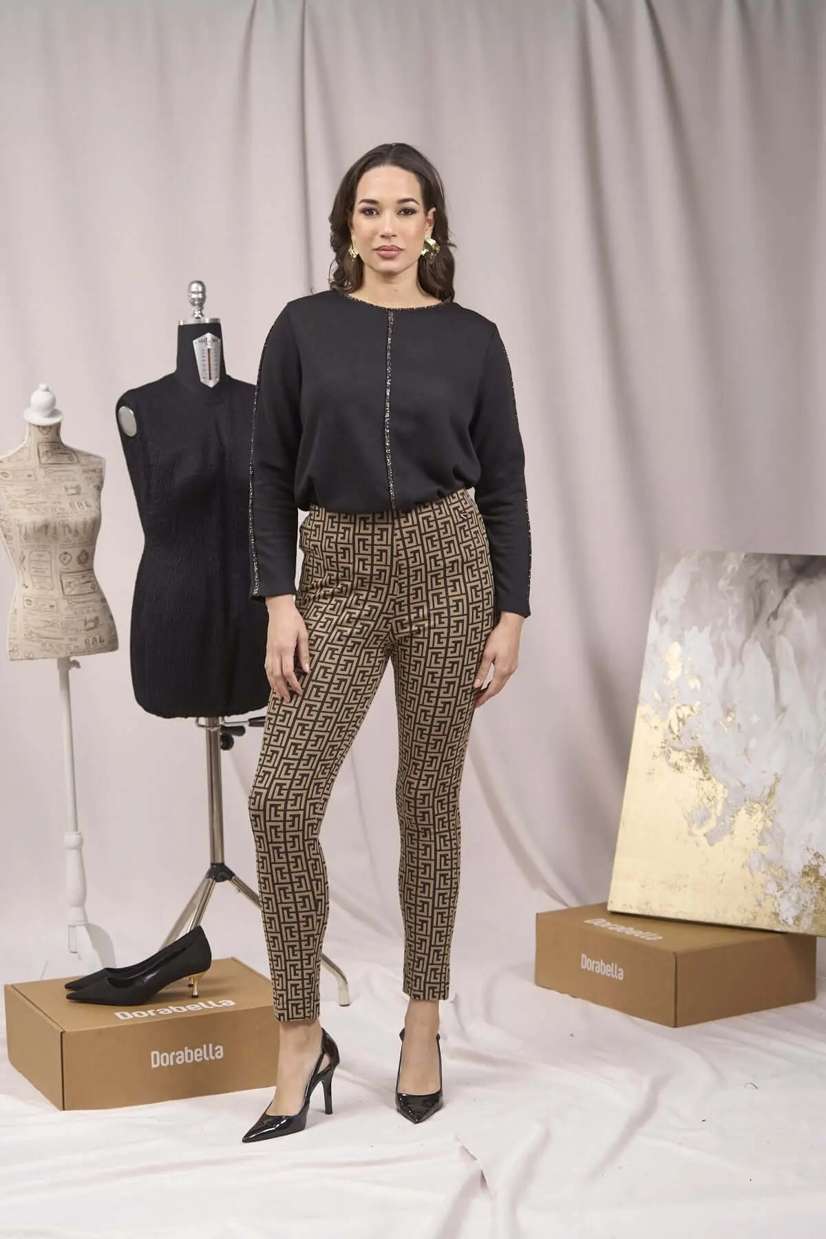 Pantaloni slim fit fantasia con spacchetti CAMMELLO - Image 2