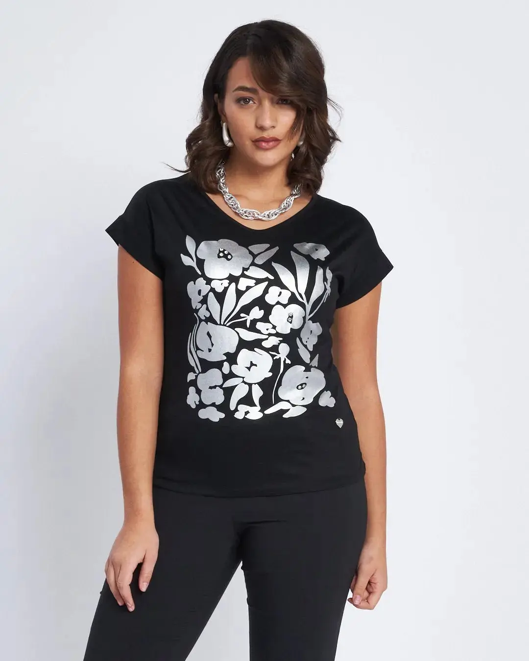 T-shirt con design laserizzato e castoni - Image 2