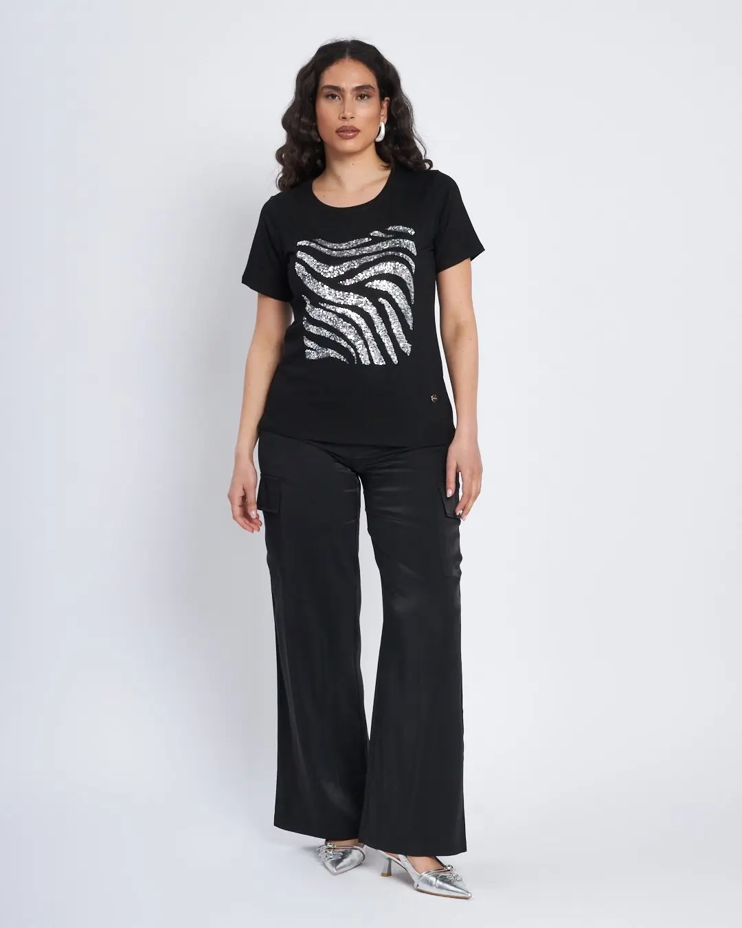 Pantalone cargo con tasconi in tessuto soft touch NERO - Image 3