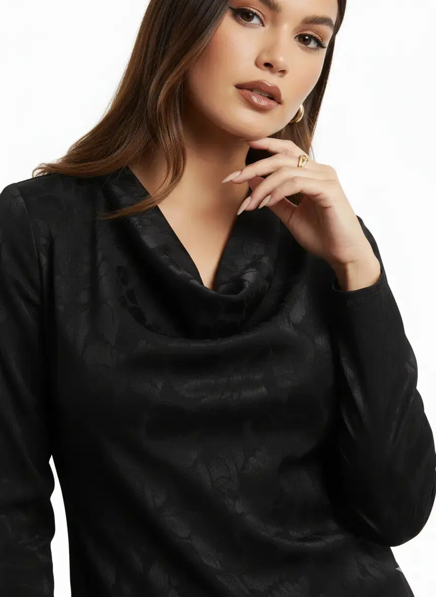 Blusa con collo morbido - Image 2