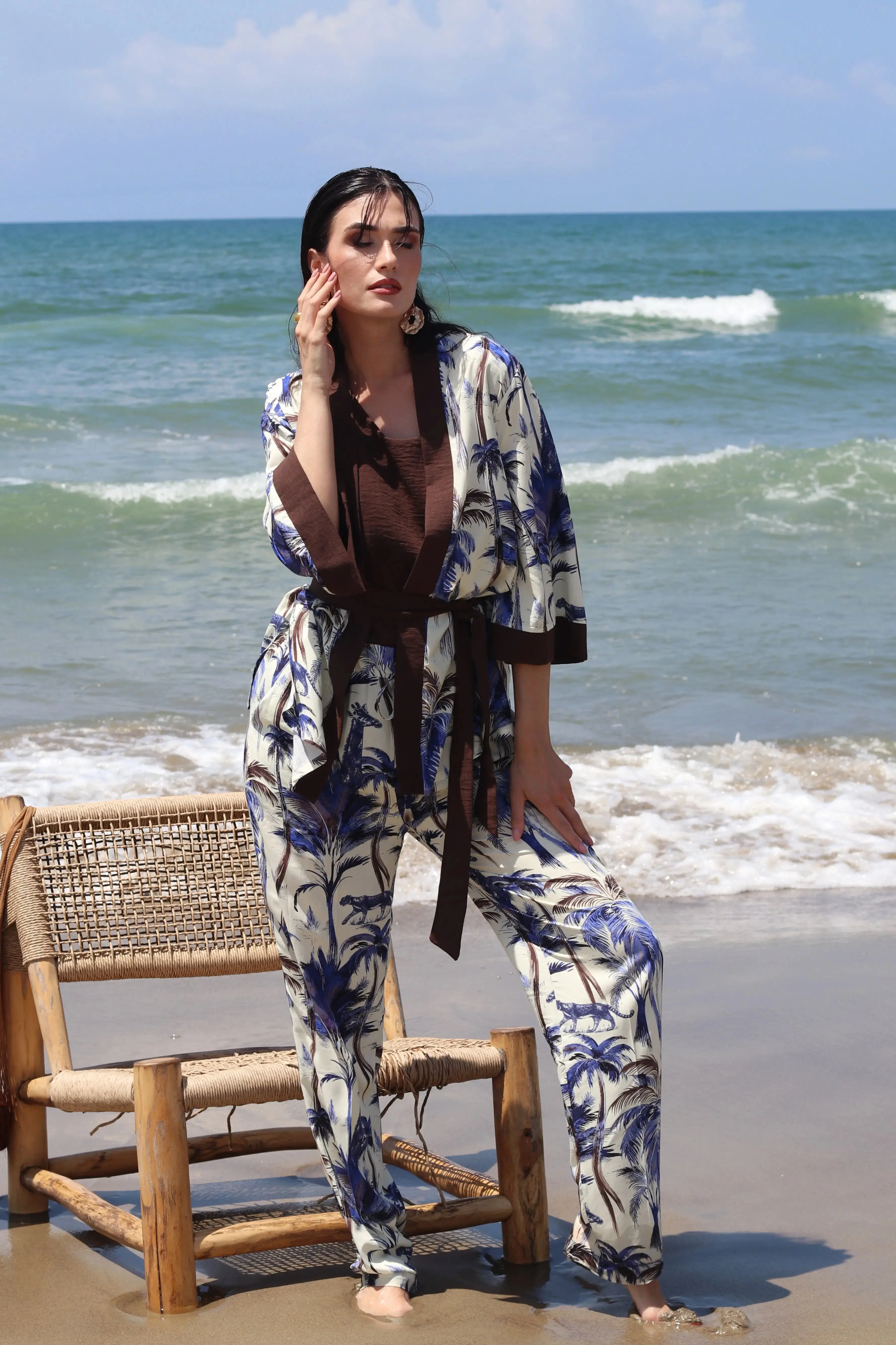 Kimono in fantasia jungle con fusciacca - Image 4