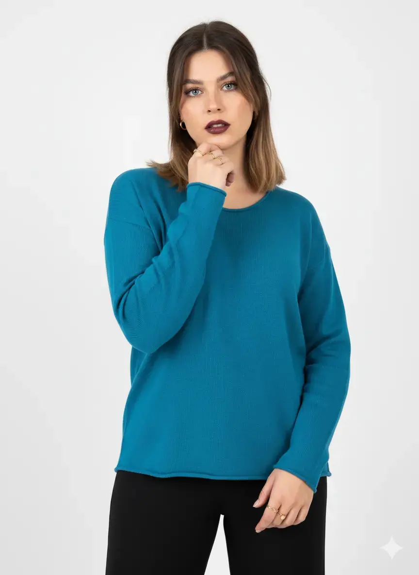 Maglia girocollo con spacco sulla schiena - Image 5