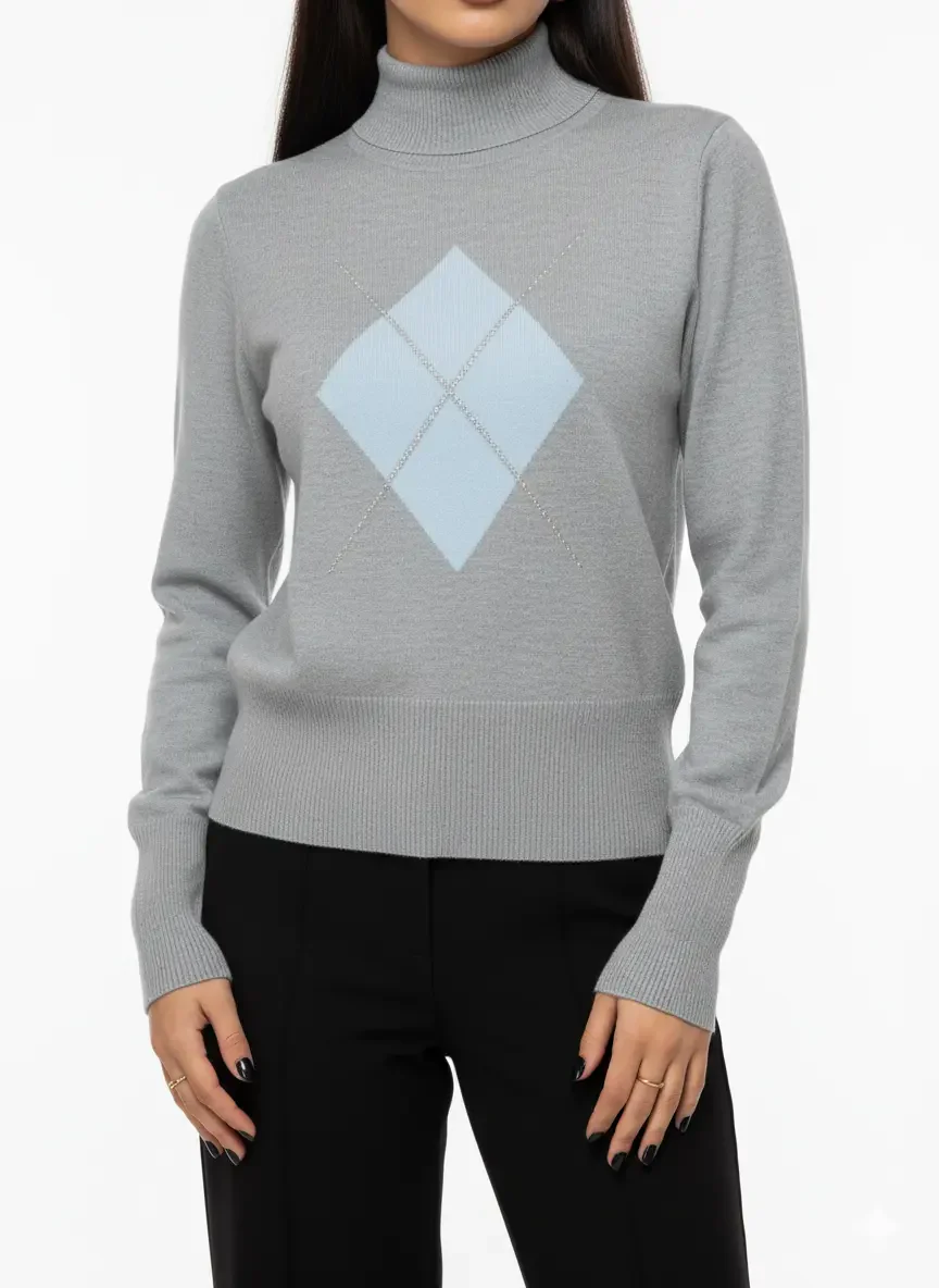 Maglia lupetto con rombo e applicazioni - Image 4
