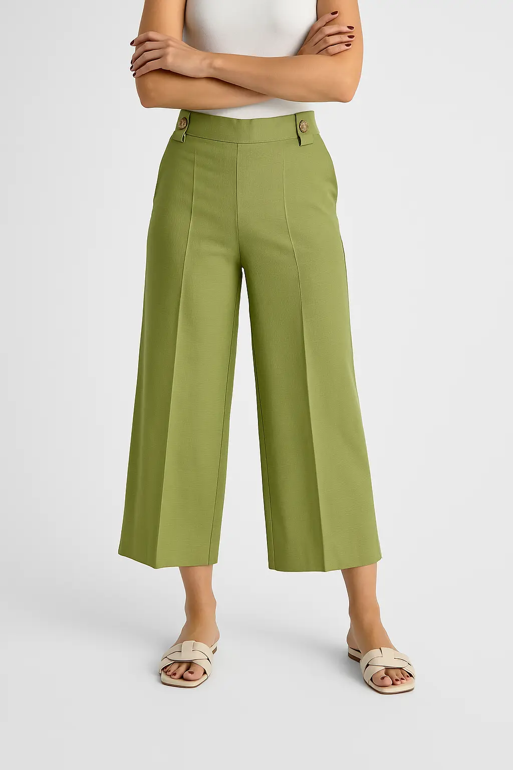 Pantalone con retro bustino elastico e passanti frontali con bottoni