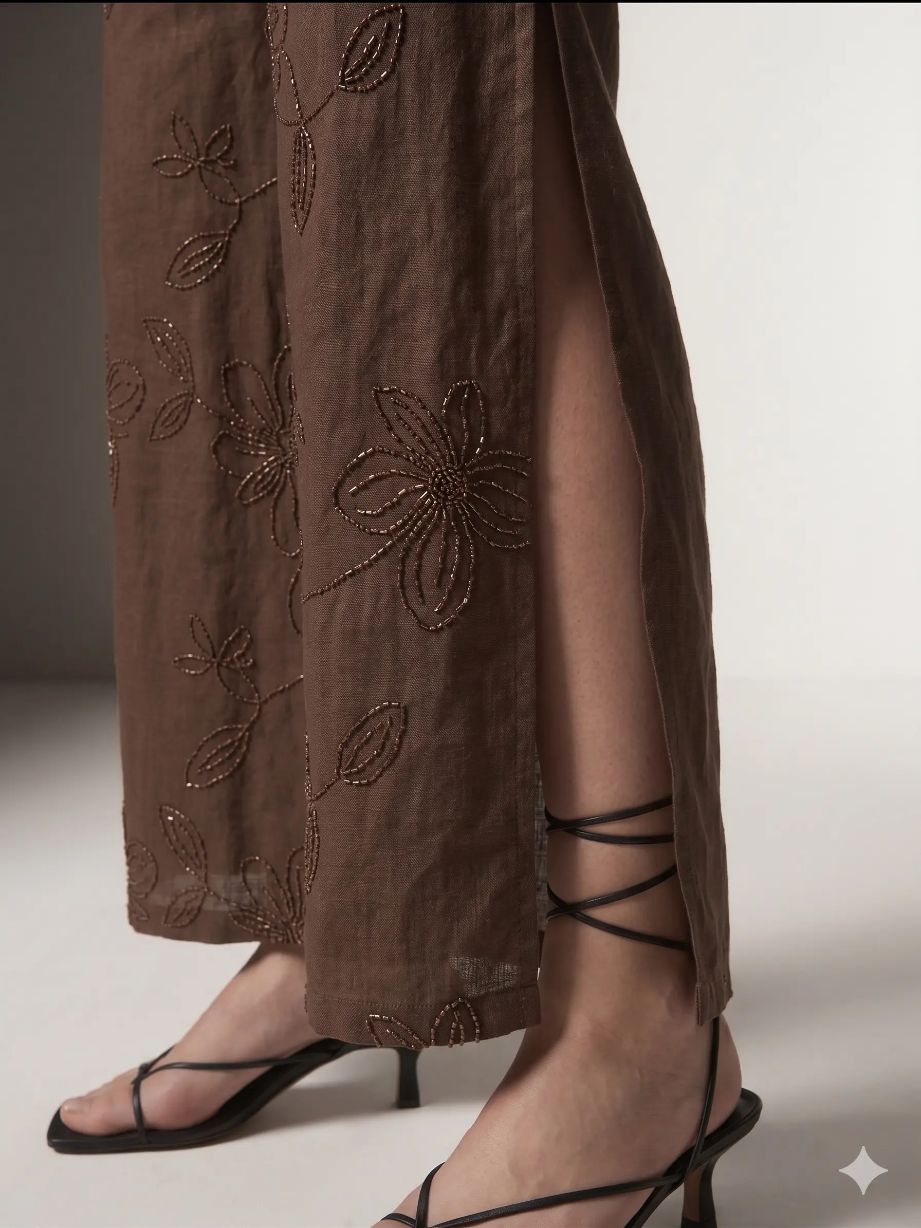 Pantalone Ricamato - Image 3